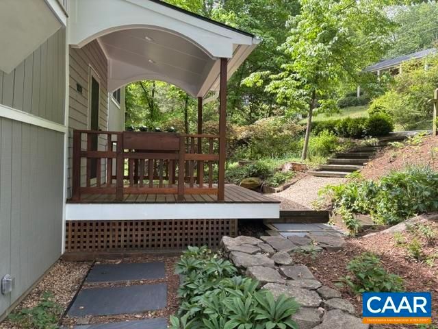 1832 YORKTOWN DR, Charlottesville, VA 22901