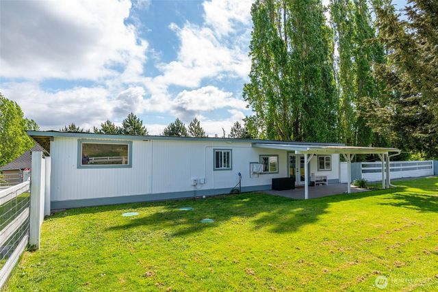 5392 Shore Meadow Road, Freeland, WA 98249