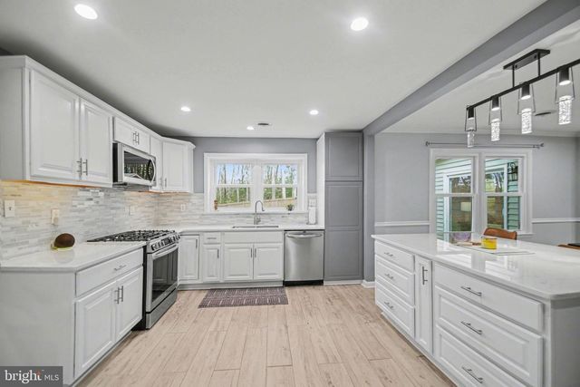 2030 VICTORIA DR, Stafford, VA 22554