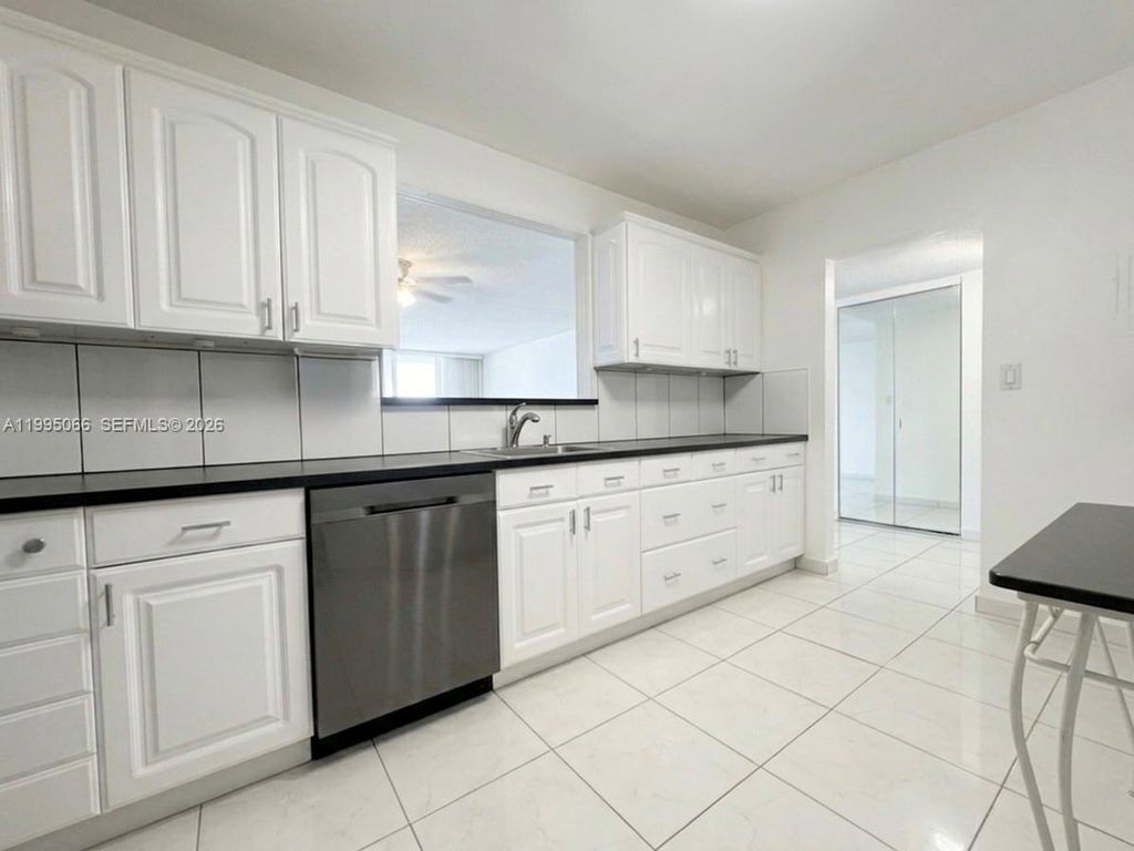 3800 S Ocean Drive 816, Hollywood, FL 33019