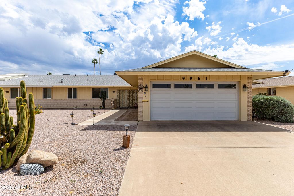 9961 W BOLIVAR Drive, Sun City, AZ 85351