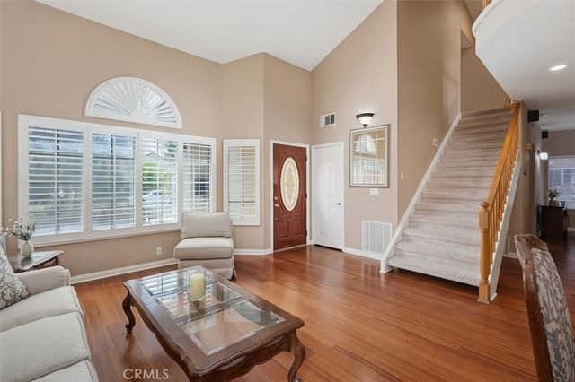 28523 Red Cedar, Saugus, CA 91390
