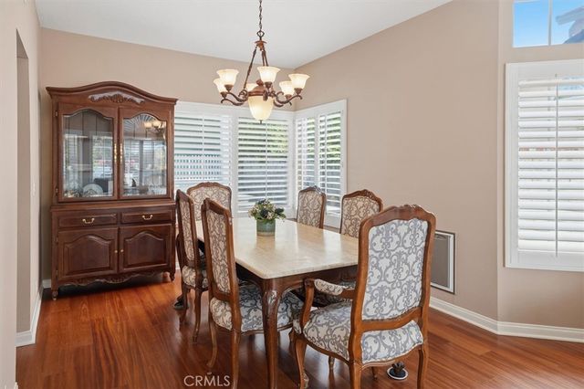 28523 Red Cedar, Saugus, CA 91390