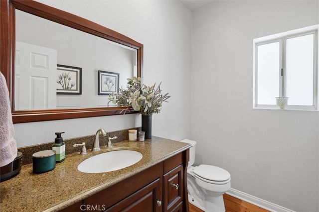 28523 Red Cedar, Saugus, CA 91390