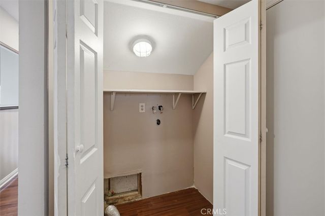 28523 Red Cedar, Saugus, CA 91390