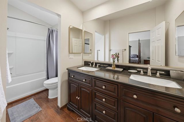 28523 Red Cedar, Saugus, CA 91390