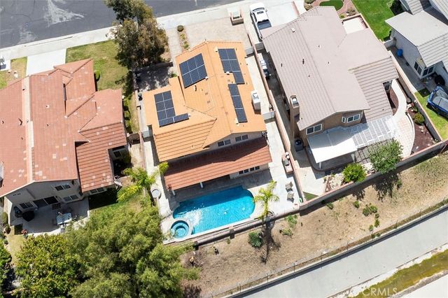 28523 Red Cedar, Saugus, CA 91390