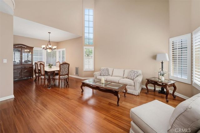 28523 Red Cedar, Saugus, CA 91390