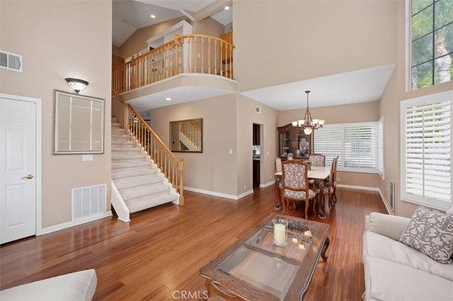 28523 Red Cedar, Saugus, CA 91390