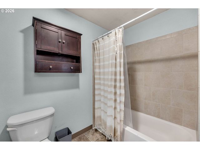 2217 Ne 90TH St, Vancouver, WA 98665