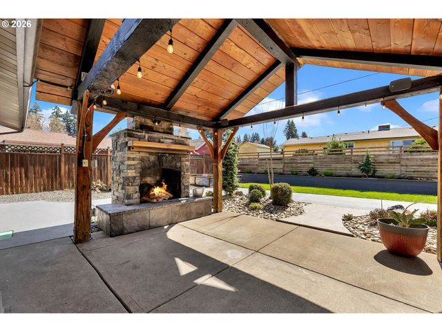 2217 Ne 90TH St, Vancouver, WA 98665