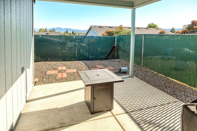 2342 New Haven Drive, Central Point, OR 97502