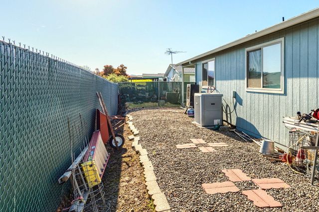 2342 New Haven Drive, Central Point, OR 97502