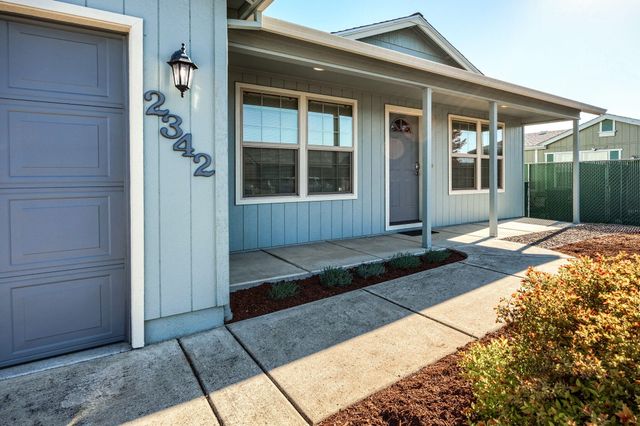 2342 New Haven Drive, Central Point, OR 97502
