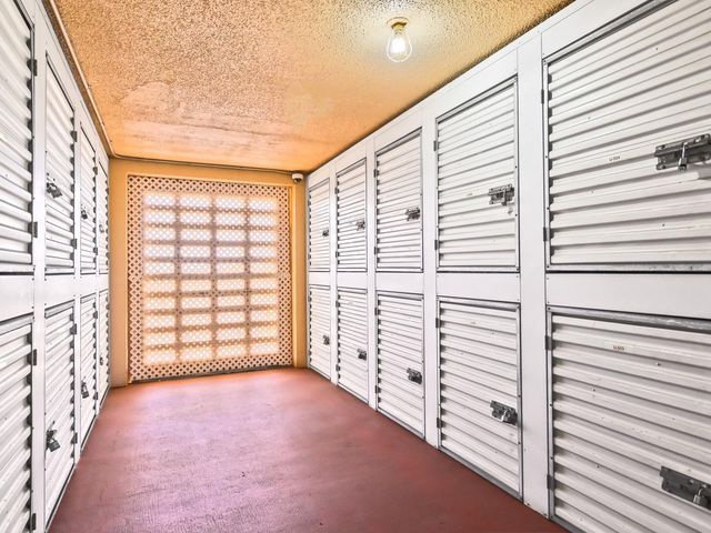 5300 Washington Street W414, Hollywood, FL 33021