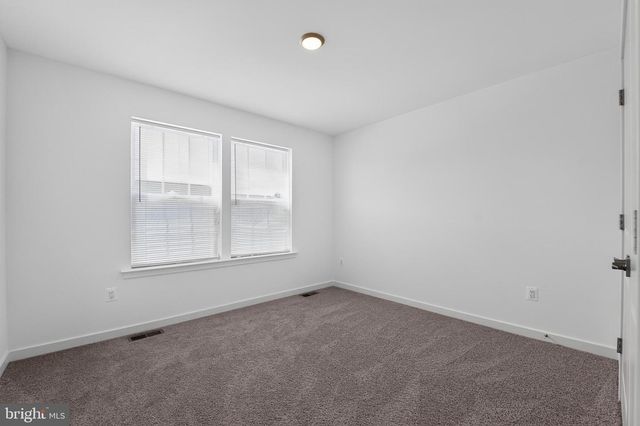 5718 HOWARD DR, Glen Burnie, MD 21061