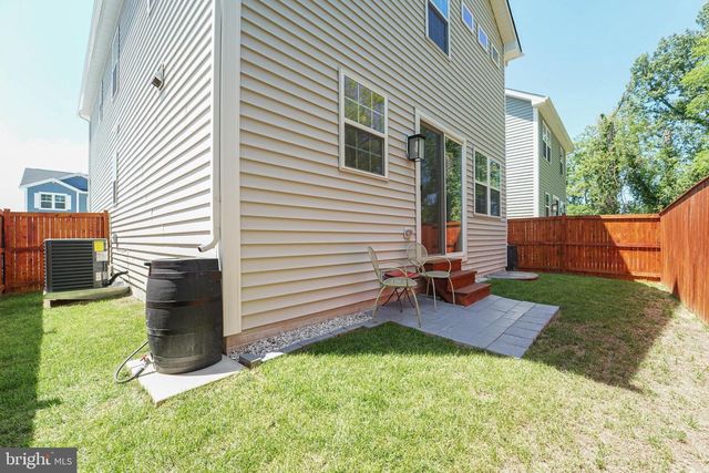 5718 HOWARD DR, Glen Burnie, MD 21061