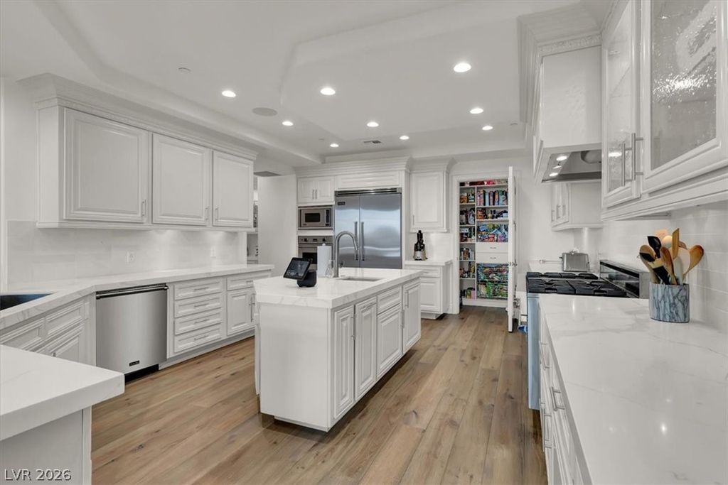 9101 Alta Drive 204, Las Vegas, NV 89145 — photo 2
