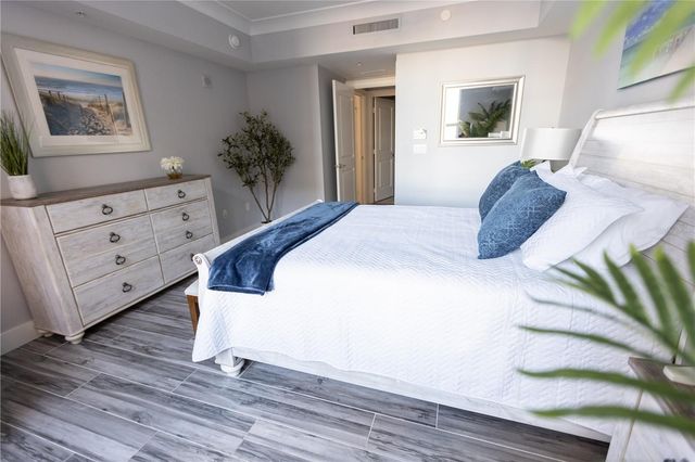 1350 MAIN STREET 709, Sarasota, FL 34236