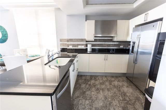 1350 MAIN STREET 709, Sarasota, FL 34236