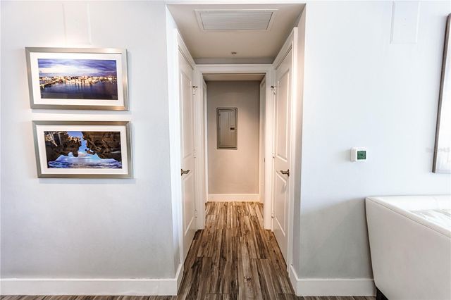 1350 MAIN STREET 709, Sarasota, FL 34236