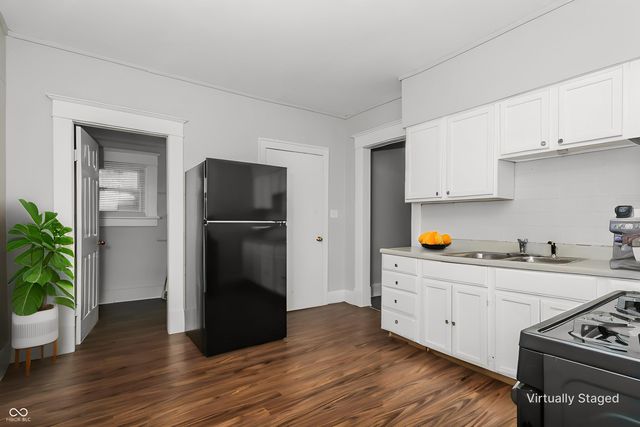 121 N Bradley Avenue, Indianapolis, IN 46201