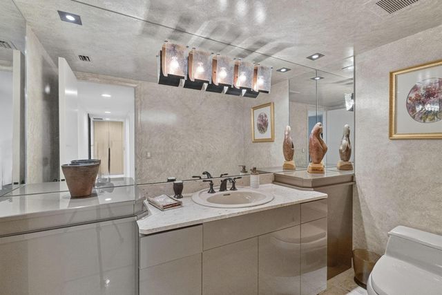 3505 S Ocean Boulevard 14n, Highland Beach, FL 33487