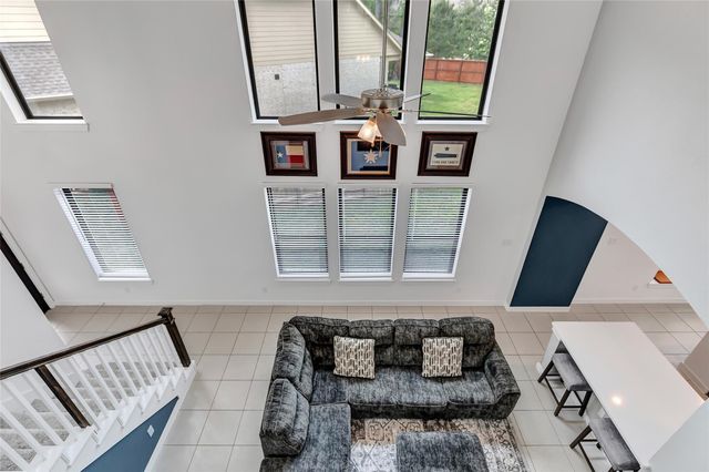 527 Chestnut Reef Court, Conroe, TX 77304