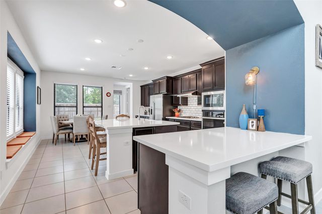 527 Chestnut Reef Court, Conroe, TX 77304