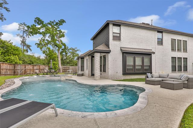 527 Chestnut Reef Court, Conroe, TX 77304
