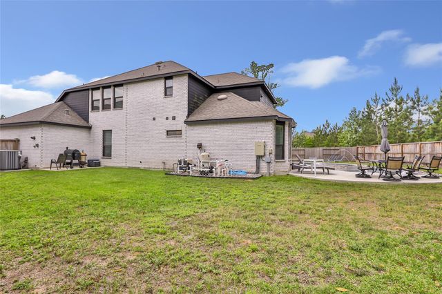 527 Chestnut Reef Court, Conroe, TX 77304