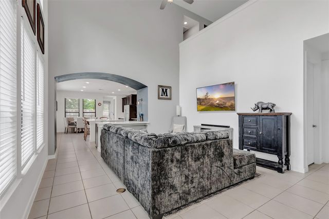 527 Chestnut Reef Court, Conroe, TX 77304