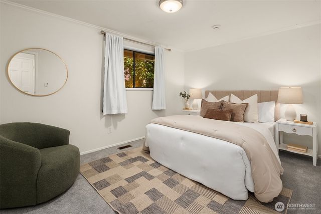 15003 NE 10th Place, Bellevue, WA 98007