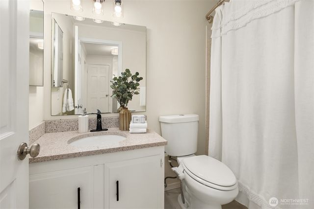 15003 NE 10th Place, Bellevue, WA 98007