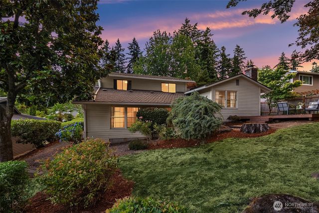 15003 NE 10th Place, Bellevue, WA 98007