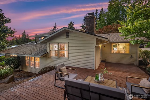 15003 NE 10th Place, Bellevue, WA 98007