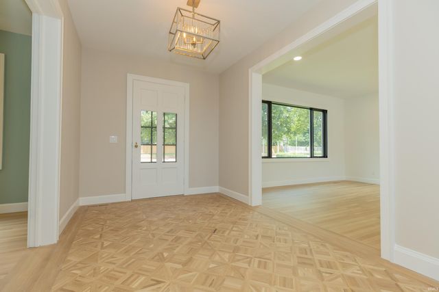 2325 Lincoln Avenue, Evansville, IN 47714