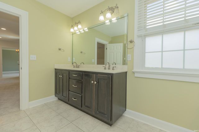 2325 Lincoln Avenue, Evansville, IN 47714
