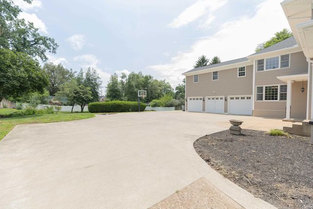 2325 Lincoln Avenue, Evansville, IN 47714