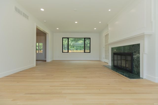2325 Lincoln Avenue, Evansville, IN 47714