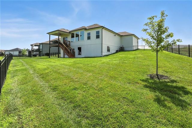 27800 E 134th Street, Lee's Summit, MO 64086