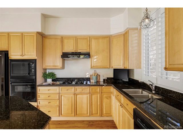 335 Josephine St D, Denver, CO 80206