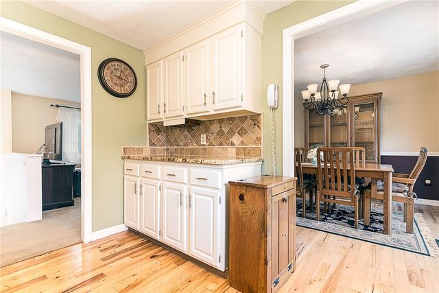 43 Crescendo Drive, Warwick, RI 02889