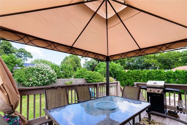 43 Crescendo Drive, Warwick, RI 02889