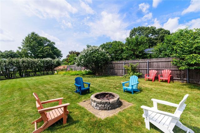 43 Crescendo Drive, Warwick, RI 02889