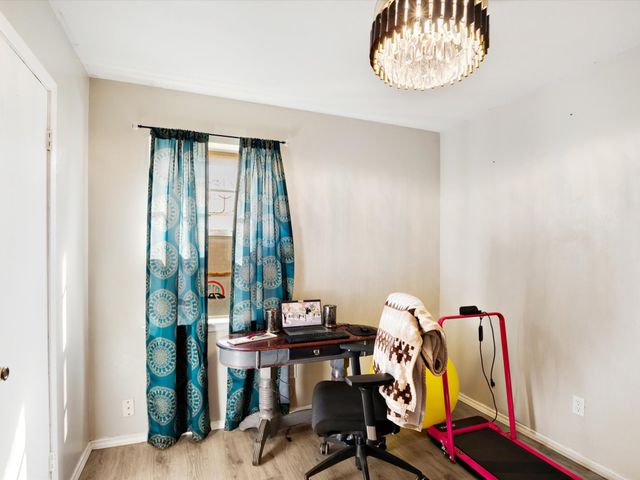 3760 Stagecoach Trail, Dallas, TX 75241