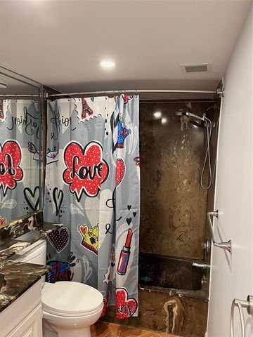 2801 NE 183rd St 2103W, Aventura, FL 33160