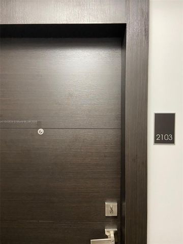 2801 NE 183rd St 2103W, Aventura, FL 33160