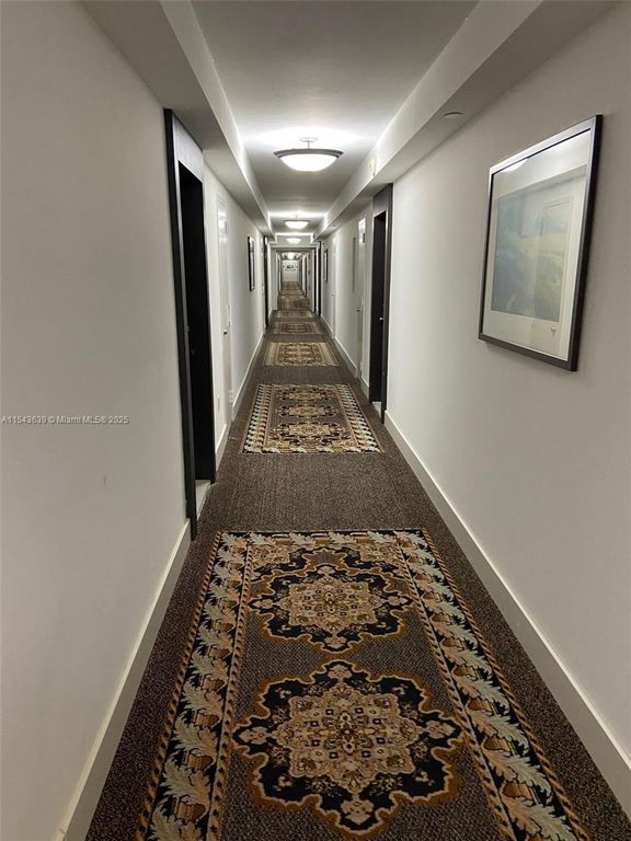 2801 NE 183rd St 2103W, Aventura, FL 33160