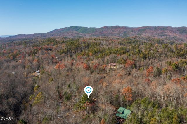 4917 Latta Way, Gatlinburg, TN 37738